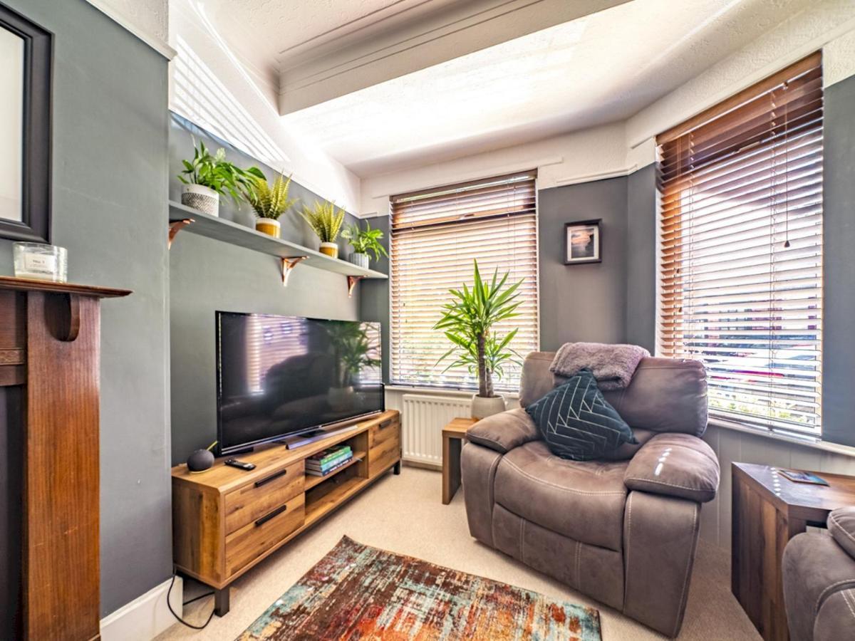 Pass The Keys Wonderful 3Br Townhouse Top Location Cafes Βίλα Μπέλφαστ Εξωτερικό φωτογραφία